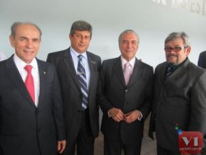 Deputado Marcelo Castro, vice-governador Zé Filho, vice-presidente Michel Temer e presidente municipal do PMDB Rubens Alencar