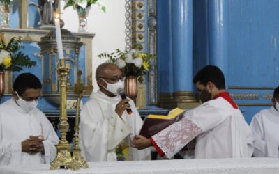 Paróquia celebra 19 anos de Ordenação Sacerdotal do Padre Wanderley Morais