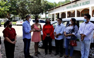 Prefeito Marcelo Costa cumpre promessa e entrega carro do Conselho Tutelar