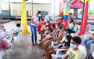 Assistência Social de Valença realiza festa para as crianças. Fotos e vídeo Assistência Social de Valença realiza festa para as crianças. Fotos e vídeo