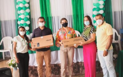 Prefeitura de Novo Oriente entrega equipamentos para profissionais da saúde Prefeitura de Novo Oriente entrega equipamentos para profissionais da saúde