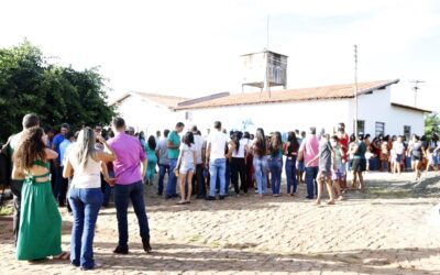 Prefeito Afonso Sobreira de Novo Oriente inaugura obras na comunidade Caraíbas