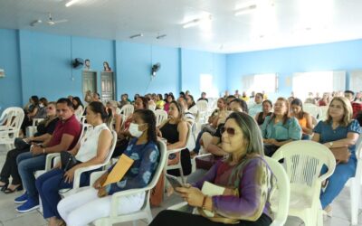 Encontro de Gestores acontece em Valença com implantação de sistema de ensino