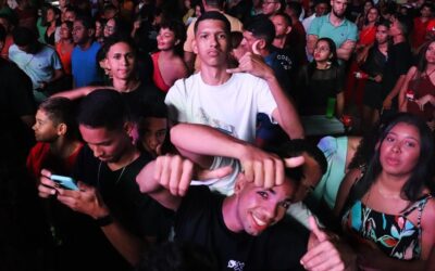 Show com grandes bandas encerra as festividades do aniversário de Aroazes