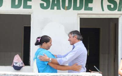 Prefeito Marcelo Costa visita escolas e postos de saúde e determina soluções de problemas