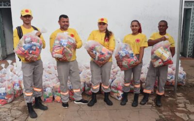 Prefeitura de Francinópolis distribui cestas básicas e mais de uma tonelada de peixes