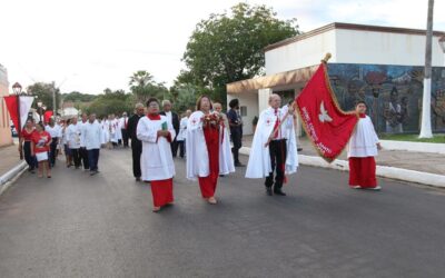 Arcebispo de Teresina Dom Juarez visita Valença e participa de novenário do Divino