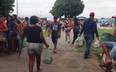 Prefeitura de Valença realiza tradicional entrega de peixes e cestas básicas da Semana Santa