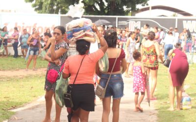 Prefeitura de Valença realiza tradicional entrega de peixes e cestas básicas da Semana Santa