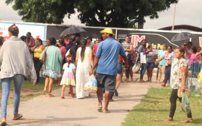 Prefeitura de Valença realiza tradicional entrega de peixes e cestas básicas da Semana Santa