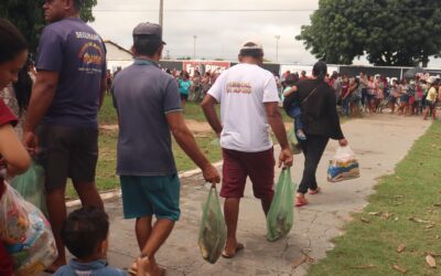 Prefeitura de Valença realiza tradicional entrega de peixes e cestas básicas da Semana Santa