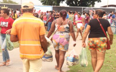 Prefeitura de Valença realiza tradicional entrega de peixes e cestas básicas da Semana Santa