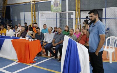 Prefeito Sávio Moura de Lagoa do Sítio inaugura ginásio poliesportivo na comunidade Pinicada