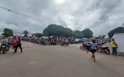 Prefeitura de Valença realiza tradicional entrega de peixes e cestas básicas da Semana Santa