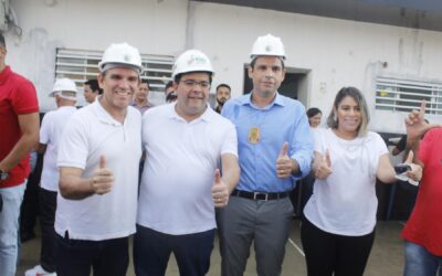 Em Valença governador Rafael inaugura, anuncia obras e participa de ato politico