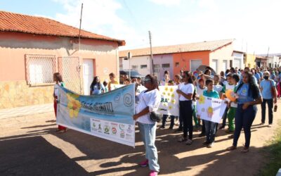 Caminhada do 18 de Maio marca o mês da luta contra o abuso de crianças e adolescentes em Valença Caminhada do 18 de Maio marca o mês da luta contra o abuso de crianças e adolescentes em Valença