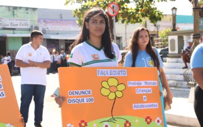 Caminhada do 18 de Maio marca o mês da luta contra o abuso de crianças e adolescentes em Valença Caminhada do 18 de Maio marca o mês da luta contra o abuso de crianças e adolescentes em Valença