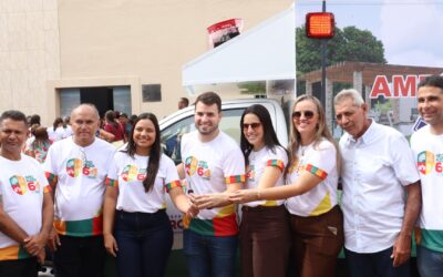 Aroazes recebe nova ambulância durante comemoração dos 64 anos de emancipação política
