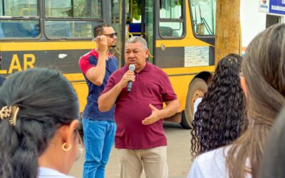 Novo Oriente do Piauí encerra Semana do Autismo com caminhada pelas ruas da cidade Novo Oriente do Piauí encerra Semana do Autismo com caminhada pelas ruas da cidade