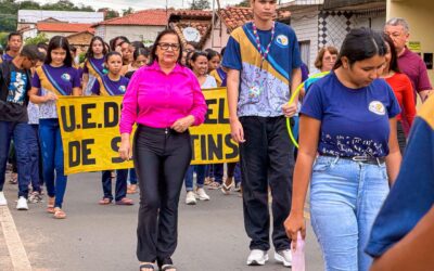 Novo Oriente do Piauí encerra Semana do Autismo com caminhada pelas ruas da cidade Novo Oriente do Piauí encerra Semana do Autismo com caminhada pelas ruas da cidade