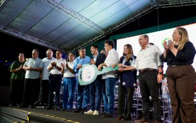 Marcelo Castro entrega ambulâncias, micro-ônibus e unidades odontológicas para fortalecer a saúde no Piauí Marcelo Castro entrega ambulâncias, micro-ônibus e unidades odontológicas para fortalecer a saúde no Piauí